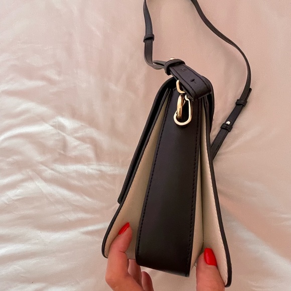 Cavalli class black handbag with decor - Picture 6 of 15